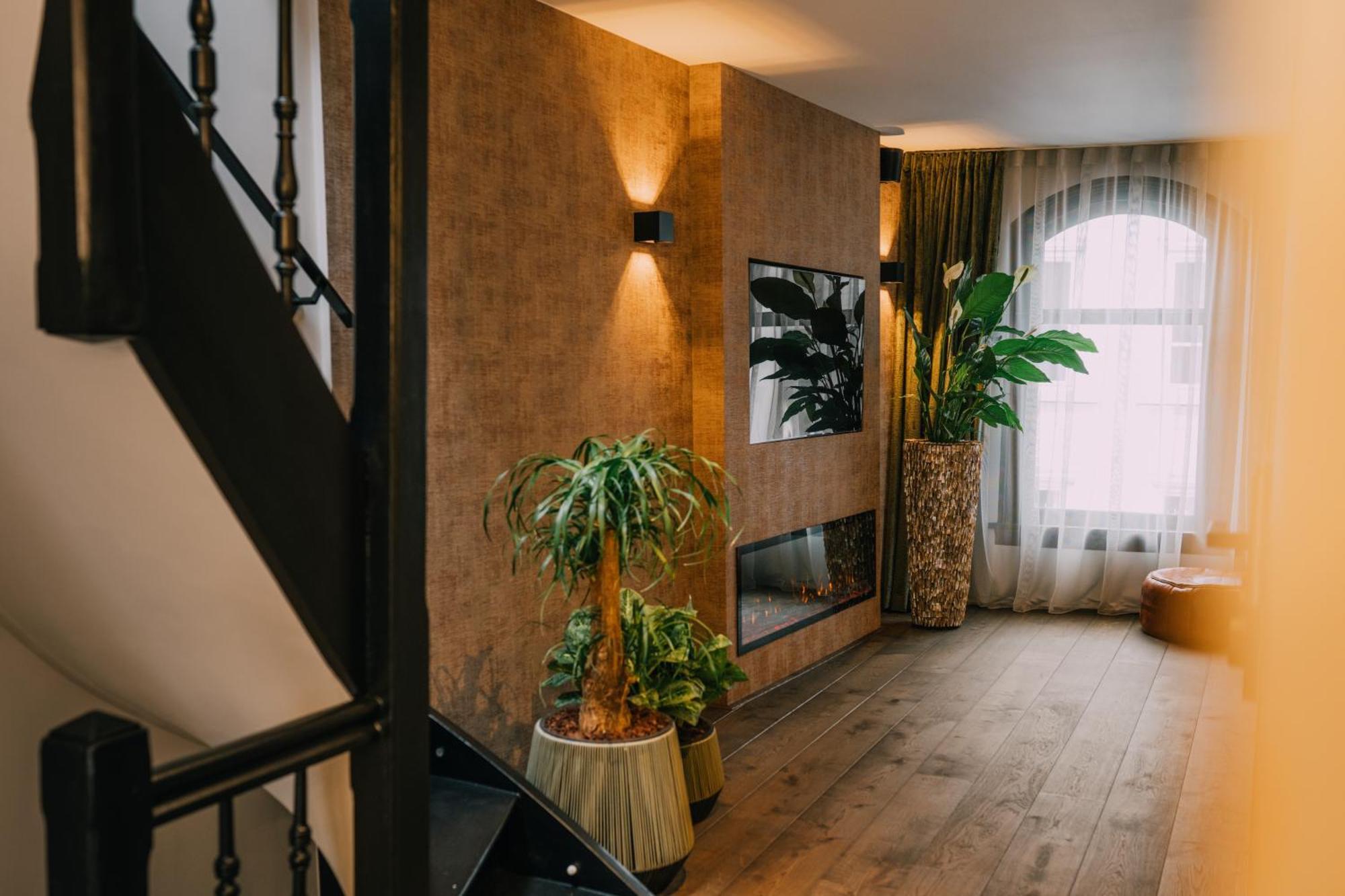 Thebridge29 Boutique Apartment เบรดา ภายนอก รูปภาพ